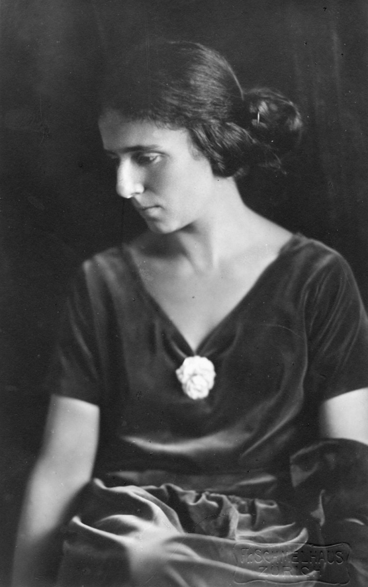 Irma Schaichet-Löwinger, around 1919