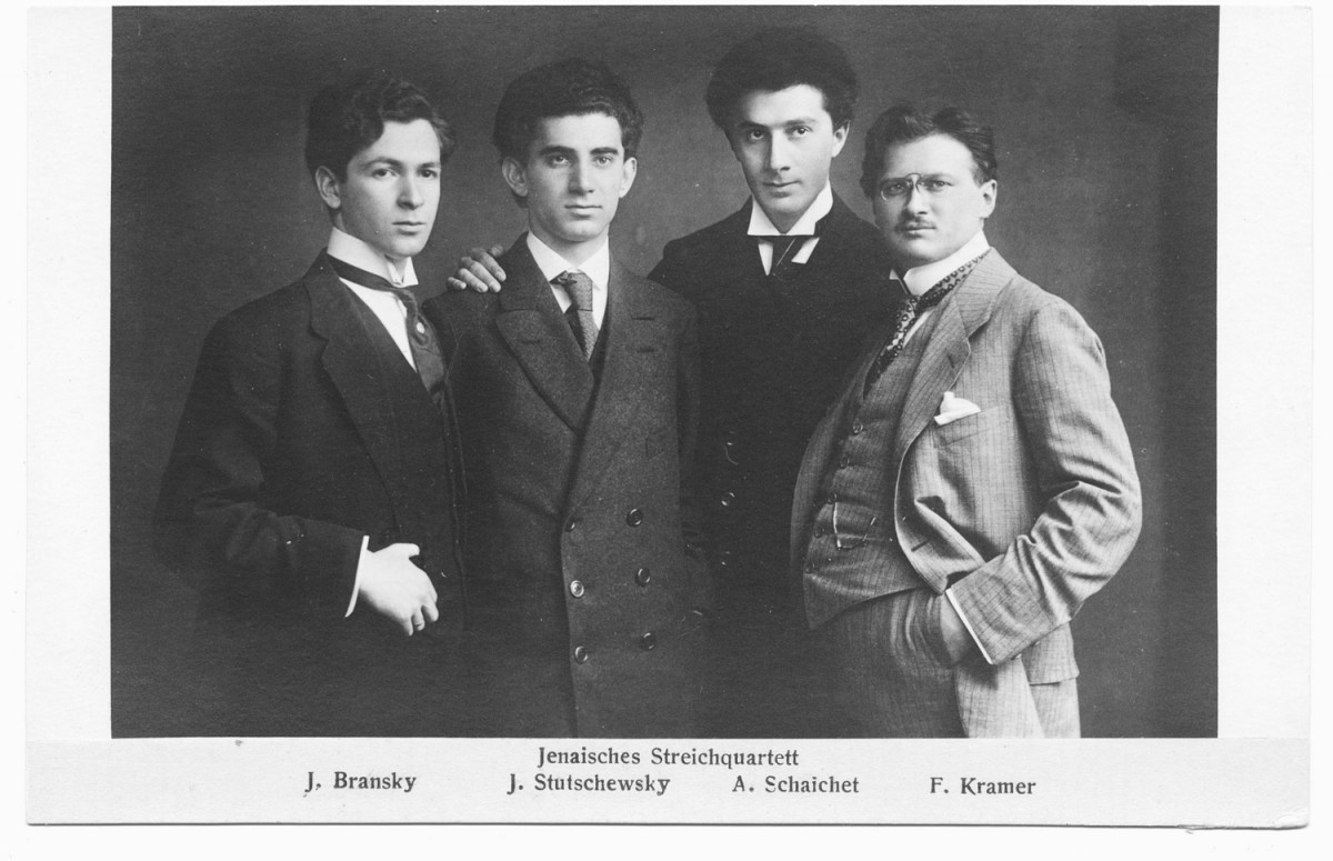 Das Jenaische Streichquartett, von links nach rechts: Isador Bransky, Joachim Stutschewsky, Alexander Schaichet und Fritz Kramer